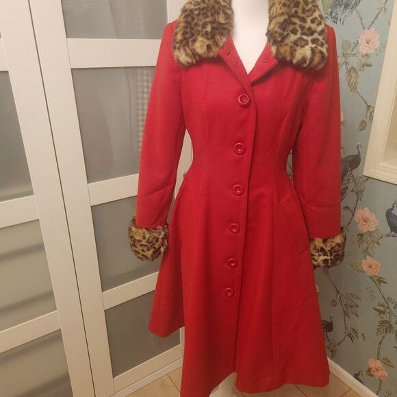 Hell Bunny Red Robinson Coat Leopard Print Faux Fur Collar Princess Size XS NWT - Picture 2 of 4